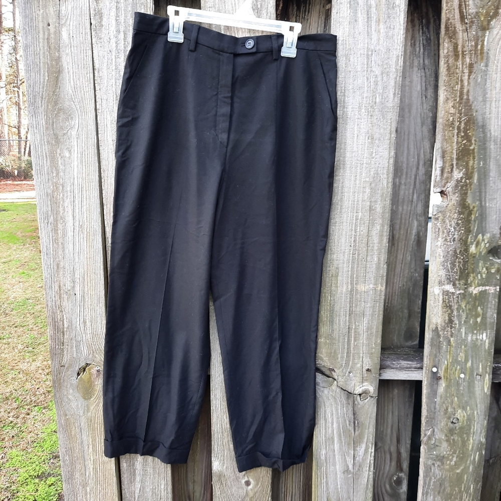 Gunex Women's Wool Dress Pants Trousers Black Pleated front, Cuffed Hem, Size 10